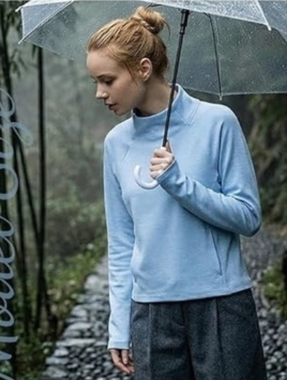 Women's Fleeced Sweatshirt - Stand-Up Turtleneck, Side Pockets, Warm Fleece for